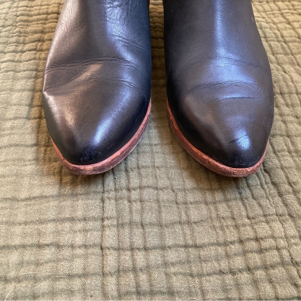 Nisolo Classic Black Chelsea Boots - Picture 3 of 5